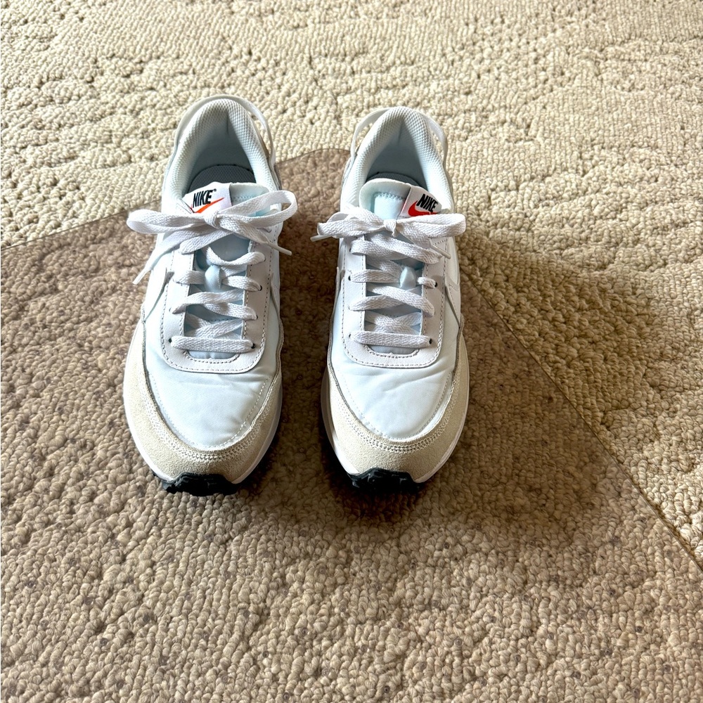 Worn 1 time and never worn outside